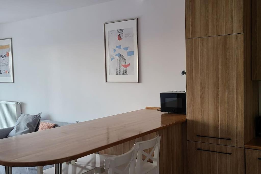 Wellsituated 1 Bedroom Condo In Warsaw Freeparking Exterior foto